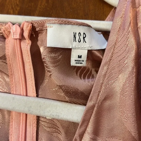 NSR Nara Faux Wrap Long Sleeve Rose Pink Dress Medium - Picture 8 of 12